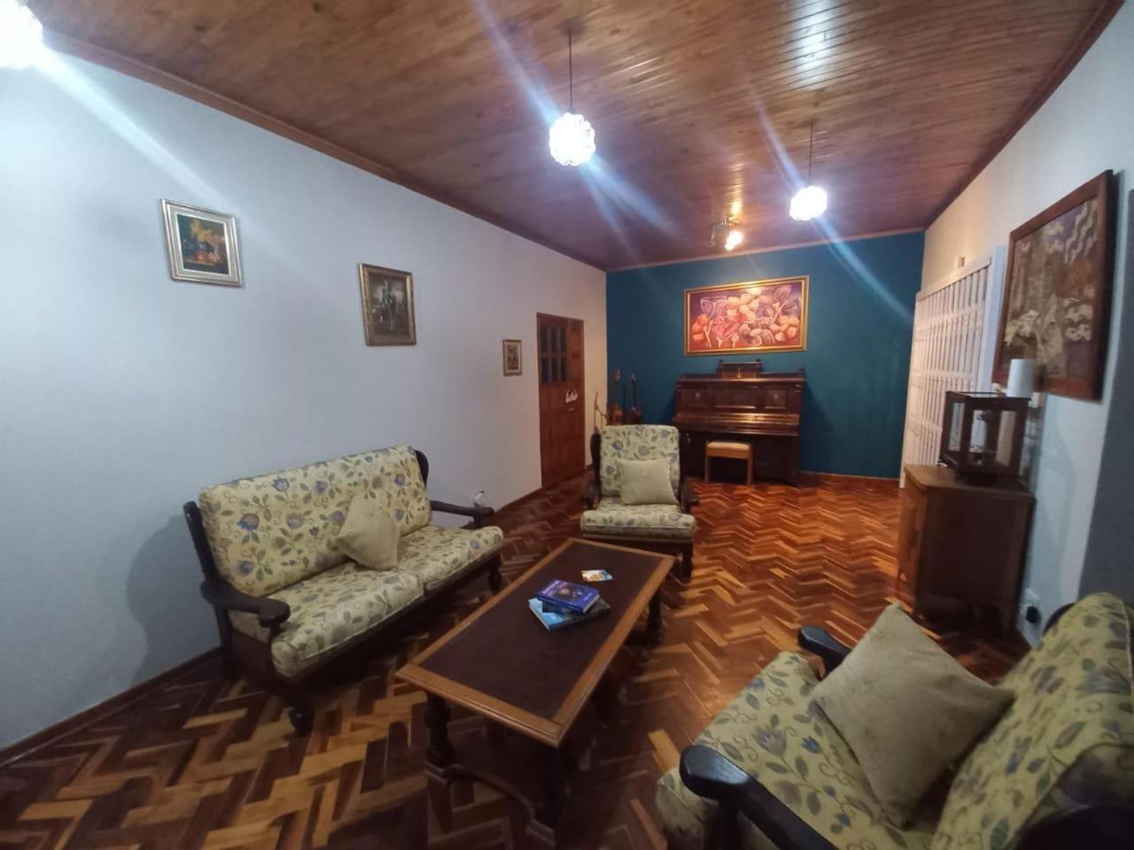 Anri Guesthouse Блумфонтейн Экстерьер фото